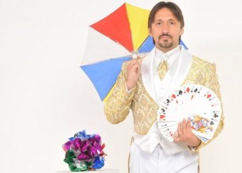 Рука фокусника с палочкой Рука фокусника